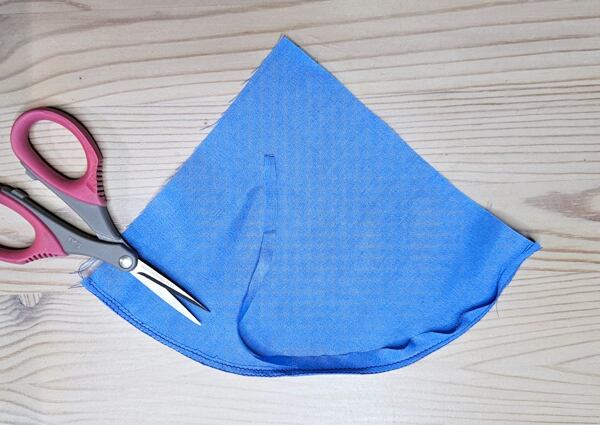 how to sew a narrow folded hem