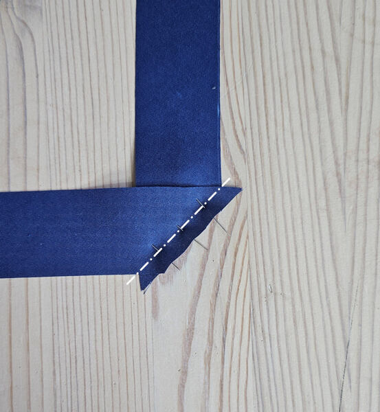 bias tape neckline finish for pinafore dress