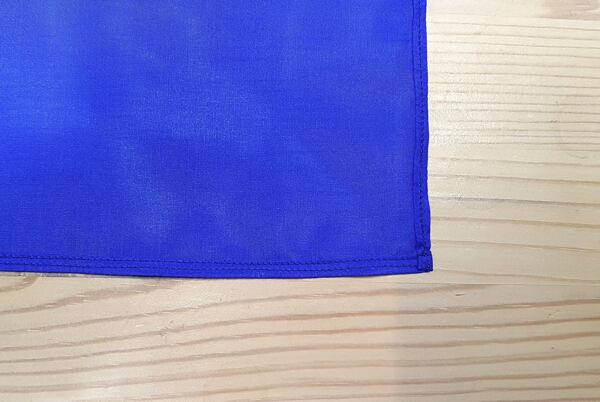 How to make a silk scarf