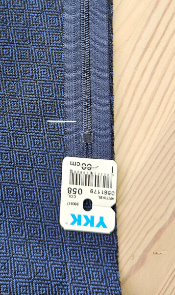 how to sew in a zipper