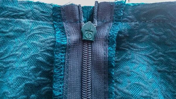 How to make a circle skirt — checking the seams at the top of the zipper