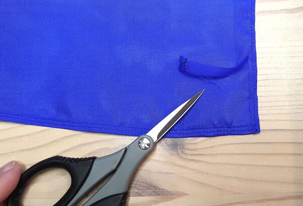 How to make a silk scarf