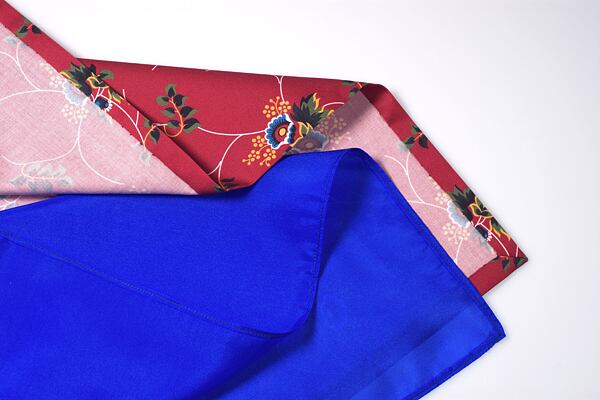 How to make a silk scarf