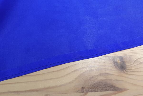 How to make a silk scarf