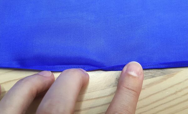 How to make a silk scarf