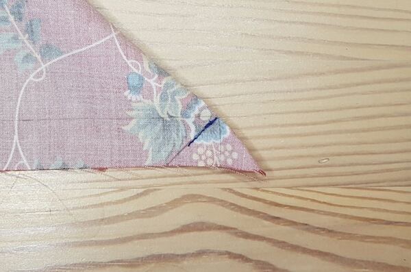 How to make a silk scarf