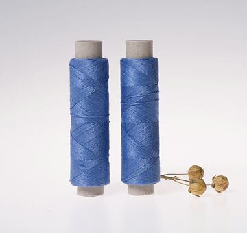Fine linen thread, 20x3, 100m, blue