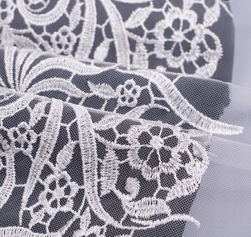 Tulle lace Agatha, white, seconds, 2m