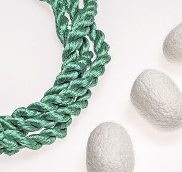 Silk embroidery floss, blue 67-5