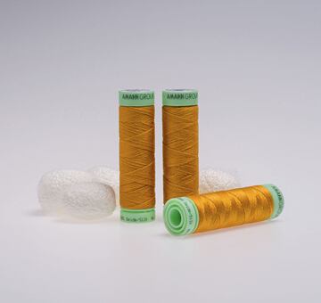 Silk thread, 50m, saffron 121