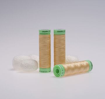 Silk thread, 50m, gold 258