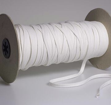 Flat cotton lace, white