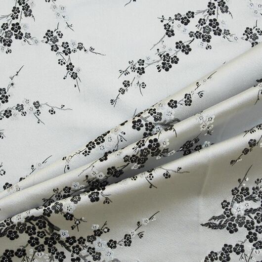 Brokát sakura, stříbrno-černý
