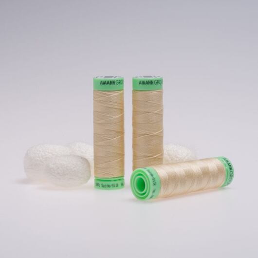 Silk thread, 50m, cream