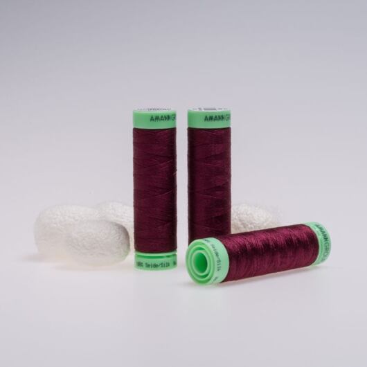 Silk thread, 50m, burgundy