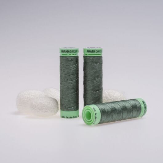 Silk thread, 50m, green