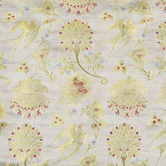 White and gold brocade fabric for medieval clothing from 100% silk © Sartor Bohemia