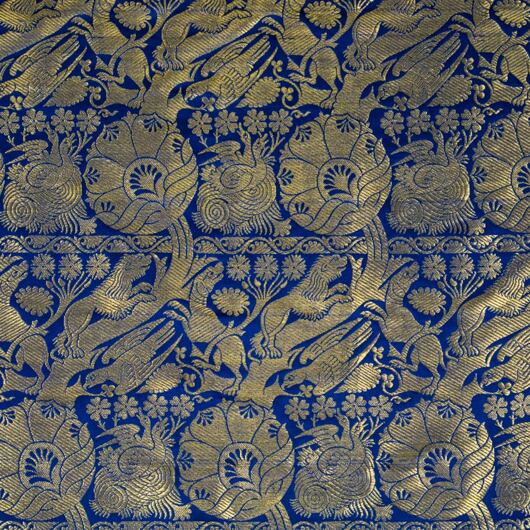 Blue and gold brocade fabric with gothic pattern from 100% silk © Sartor Bohemia