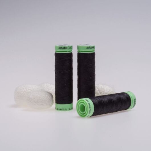 Silk thread, 50m, black