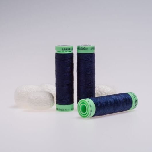 Silk thread, 50m, dark blue